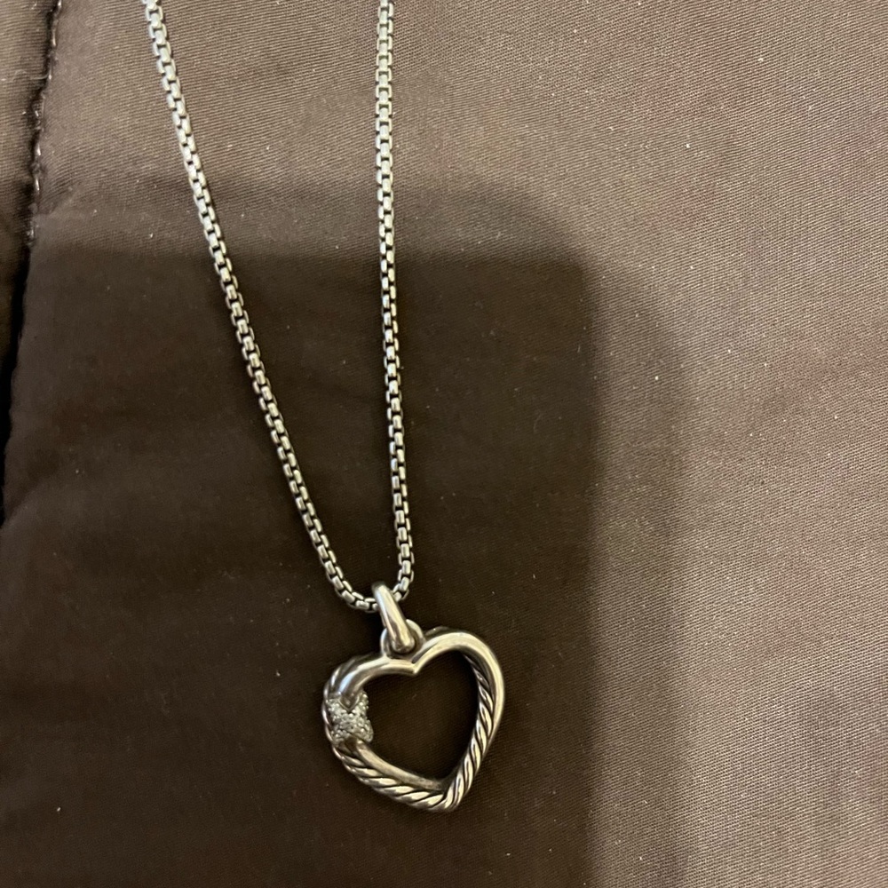 David Yurman sterling silver open heart necklace with small diamonds